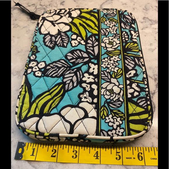 Vera Bradley Island Blooms Mini IPad Tablet E-Reader Quilted Case - Picture 2 of 8